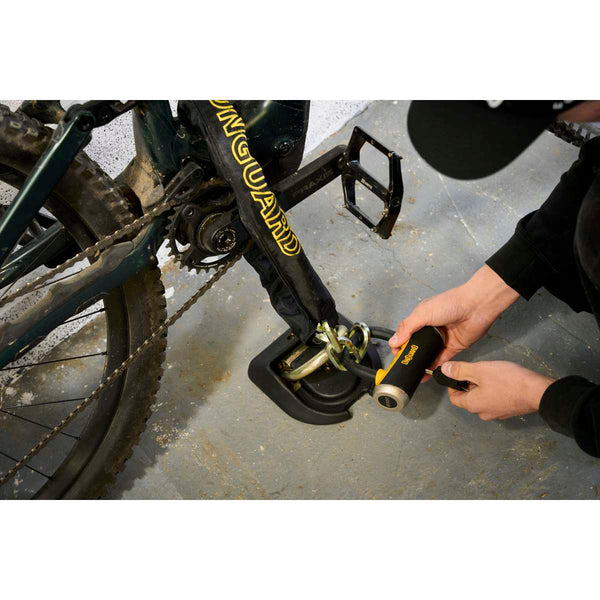 Mastiff 3.5' Chain with X4 Padlock